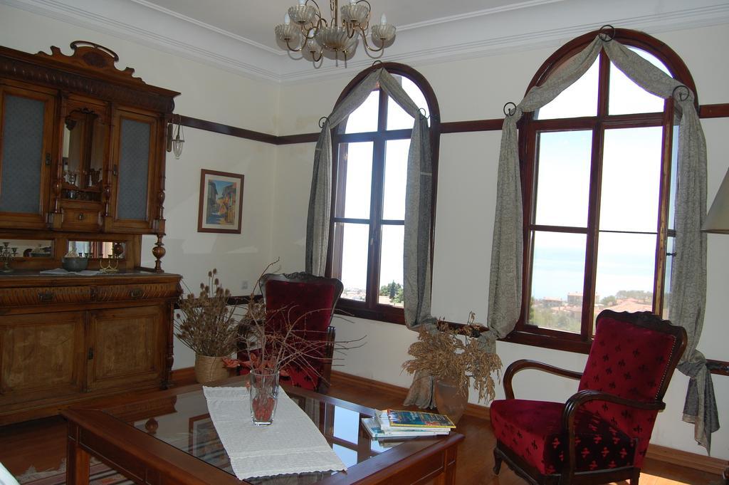 Altin Cesmeli Konak Altınoluk Buitenkant foto